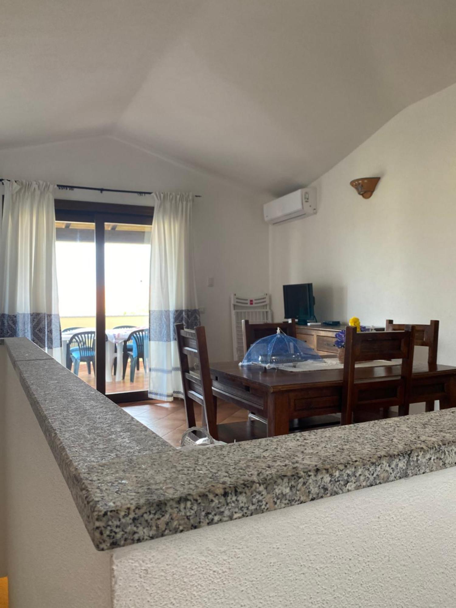 Case Vacanze Villa Rosita Сан Теодоро Екстериор снимка